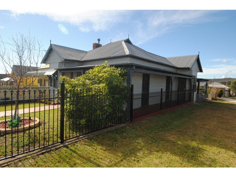 19 Green Street, Portland NSW 2847
