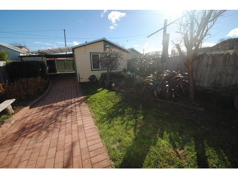 40 Calero Street, Lithgow NSW 2790