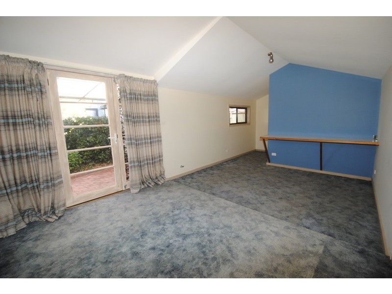 40 Calero Street, Lithgow NSW 2790