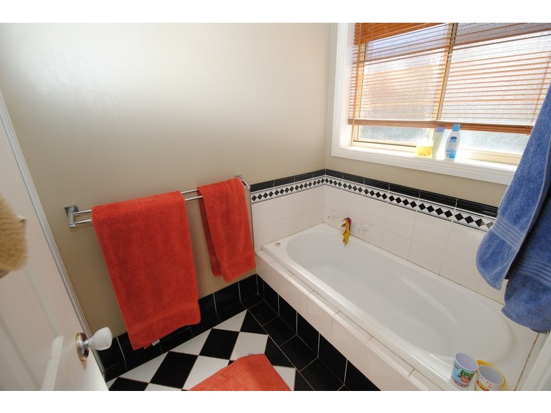 11 Wilton  Close, Lithgow NSW 2790