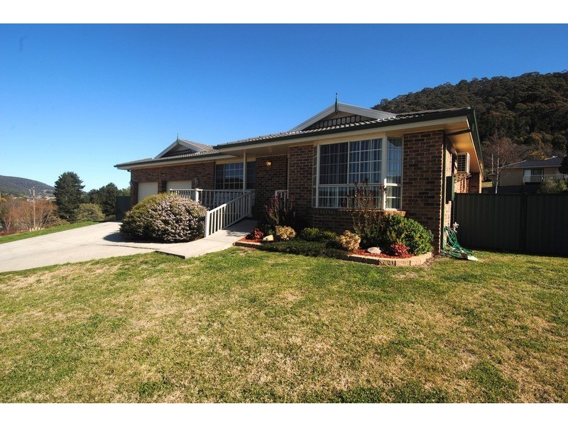 11 Wilton  Close, Lithgow NSW 2790