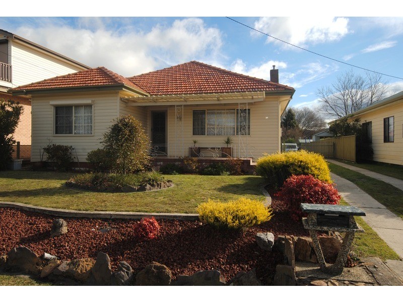 22 Rifle  Parade, Lithgow NSW 2790