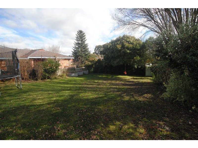 22 Rifle  Parade, Lithgow NSW 2790