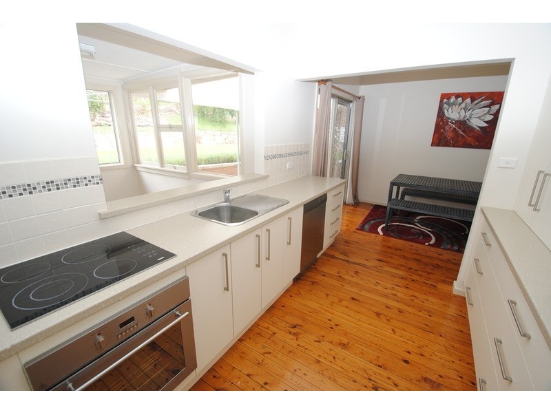 15 Birdwood Street, Lithgow NSW 2790