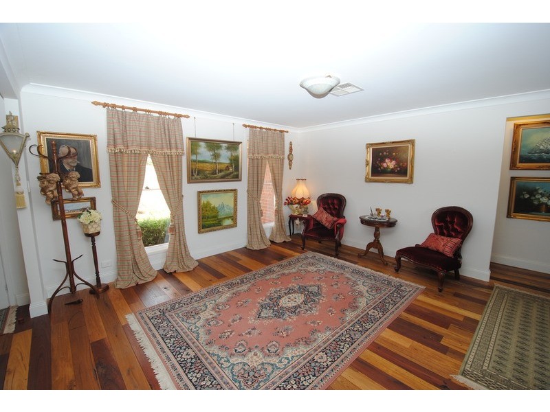 25 Hillcrest Avenue, Lithgow NSW 2790