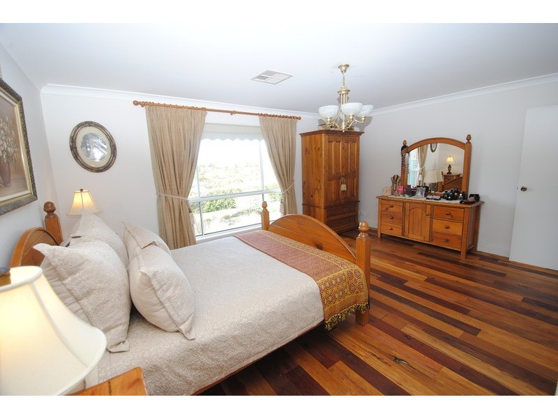 25 Hillcrest Avenue, Lithgow NSW 2790