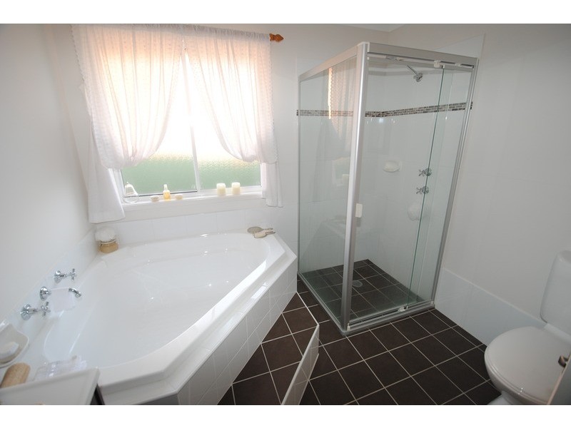 25 Hillcrest Avenue, Lithgow NSW 2790