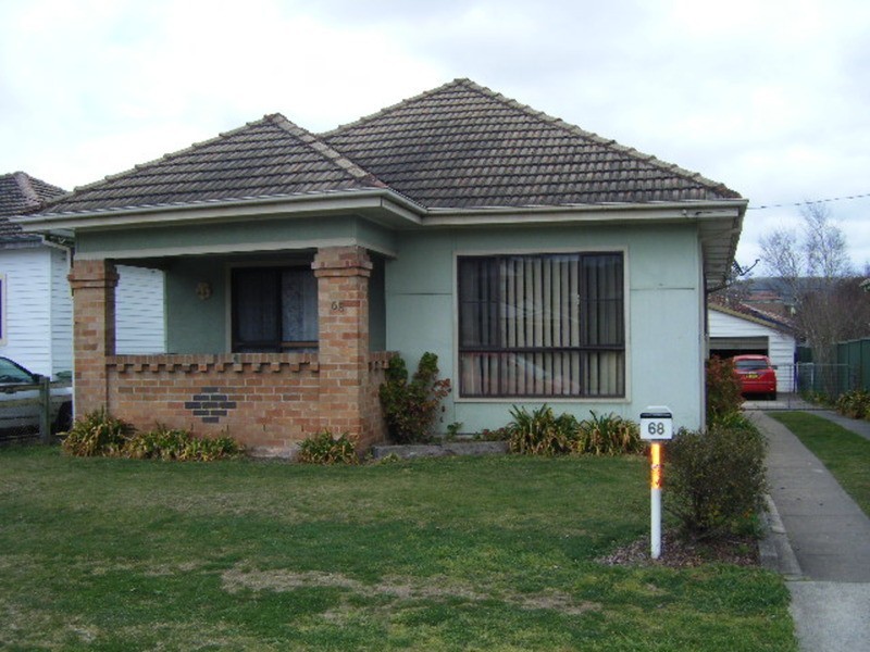 68 Rifle Parade, Lithgow NSW 2790
