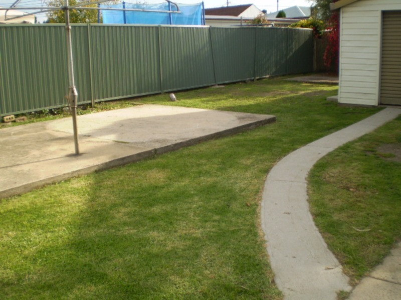 68 Rifle Parade, Lithgow NSW 2790