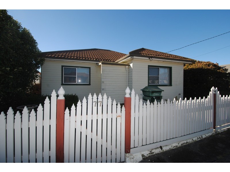 77 Rifle Parade, Lithgow NSW 2790