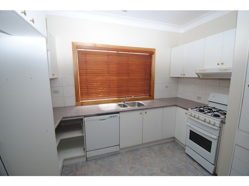 77 Rifle Parade, Lithgow NSW 2790