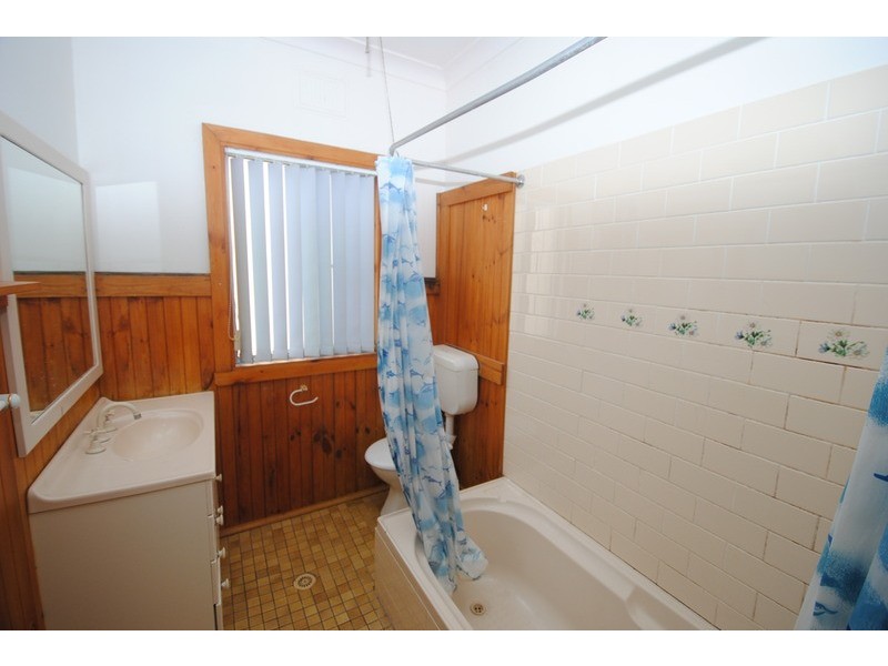 77 Rifle Parade, Lithgow NSW 2790
