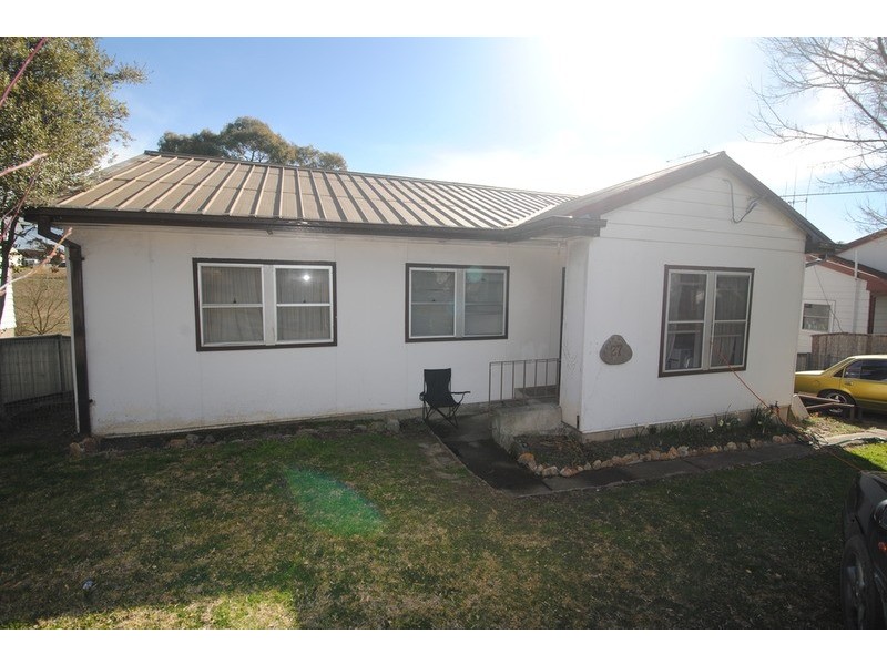 27 Oxley  Street, Wallerawang NSW 2845