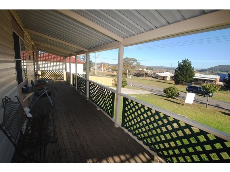 37 Cripps Avenue, Wallerawang NSW 2845