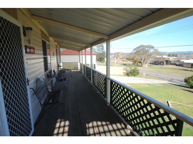 37 Cripps Avenue, Wallerawang NSW 2845