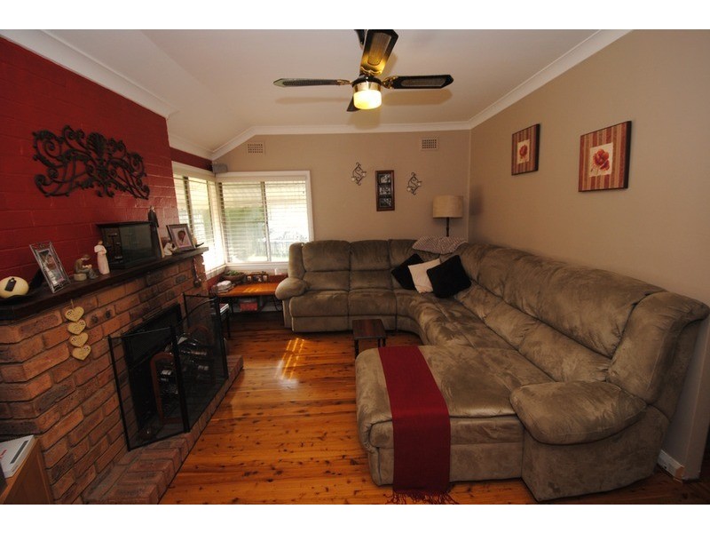 12 Amiens Street, Lithgow NSW 2790