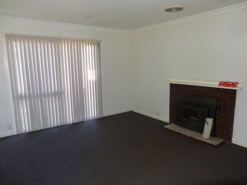 15 Lemnos Street, Lithgow NSW 2790