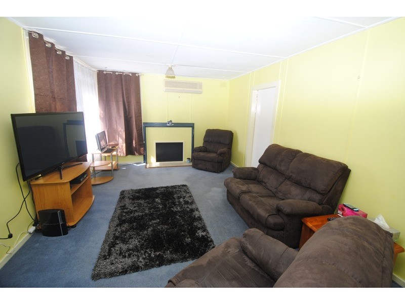 22 Finlay  Avenue, Lithgow NSW 2790