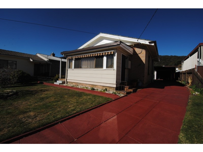 30 Rabaul Street, Lithgow NSW 2790