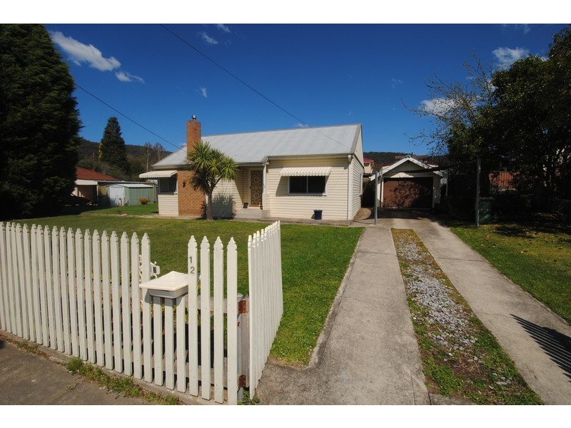 12 Amiens Street, Lithgow NSW 2790