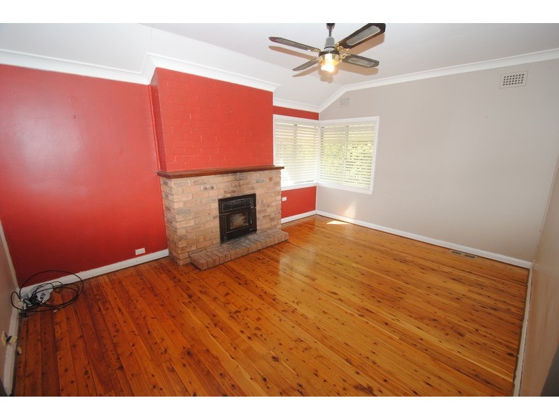 12 Amiens Street, Lithgow NSW 2790