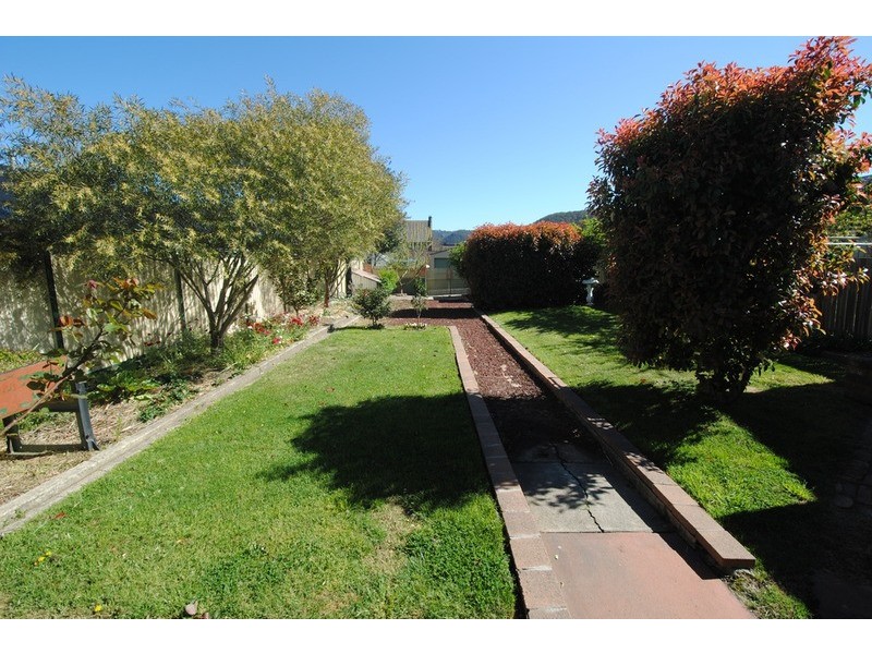 20 Lett Street, Lithgow NSW 2790