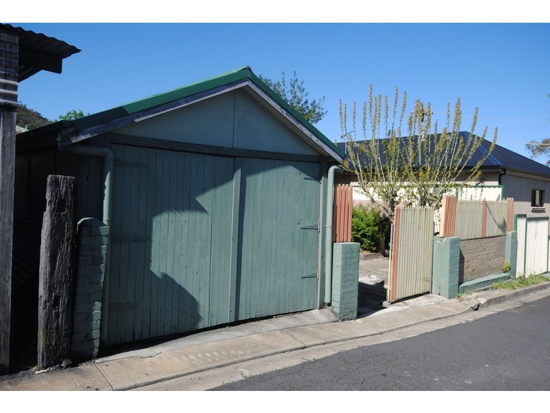 20 Lett Street, Lithgow NSW 2790