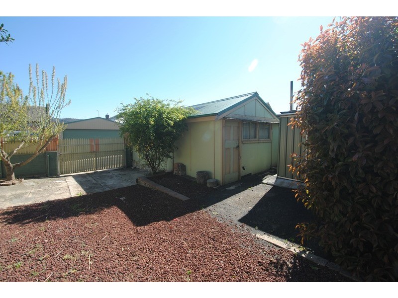 20 Lett Street, Lithgow NSW 2790
