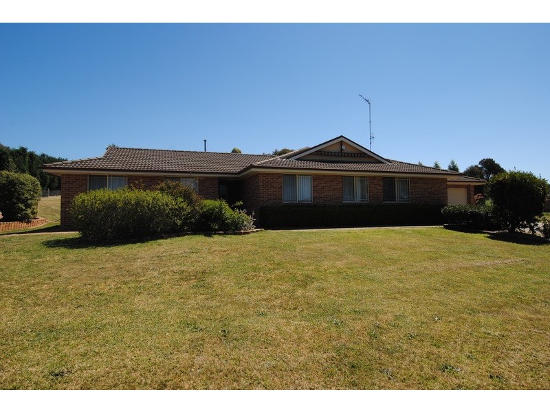 4 Korra Street, Marrangaroo NSW 2790