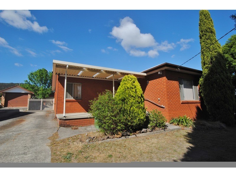 18 Suvla Street, Lithgow NSW 2790