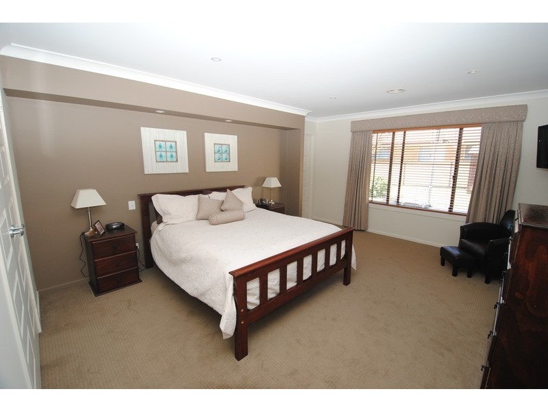 9 Claret Ash Avenue, Lithgow NSW 2790