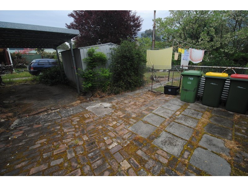 182 Inch Street, Lithgow NSW 2790