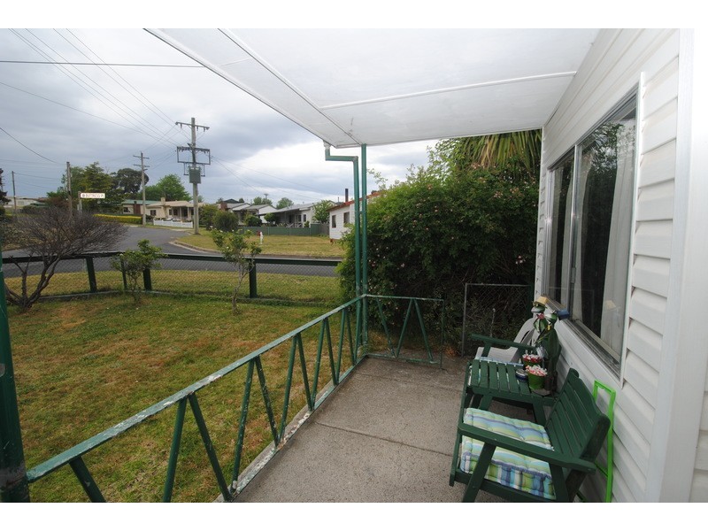 16 Outer Crescent, Lithgow NSW 2790