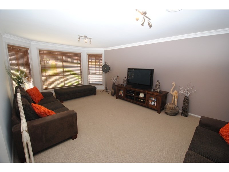 13 Stockade  Close, Lithgow NSW 2790