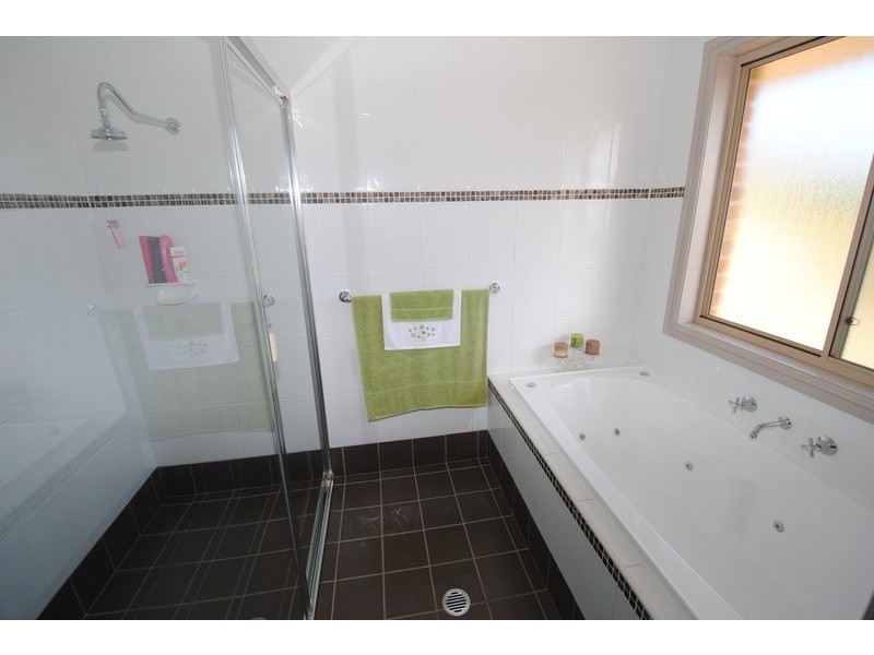 13 Stockade  Close, Lithgow NSW 2790