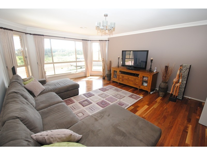 13 Stockade  Close, Lithgow NSW 2790