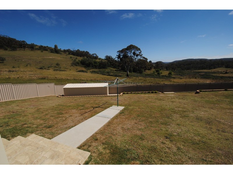 13 Stockade  Close, Lithgow NSW 2790