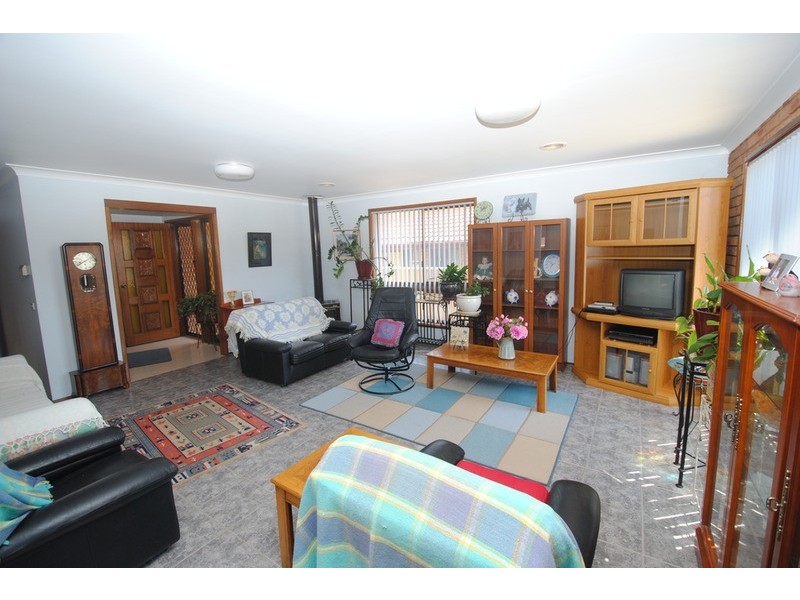 44 Enfield  Avenue, Lithgow NSW 2790