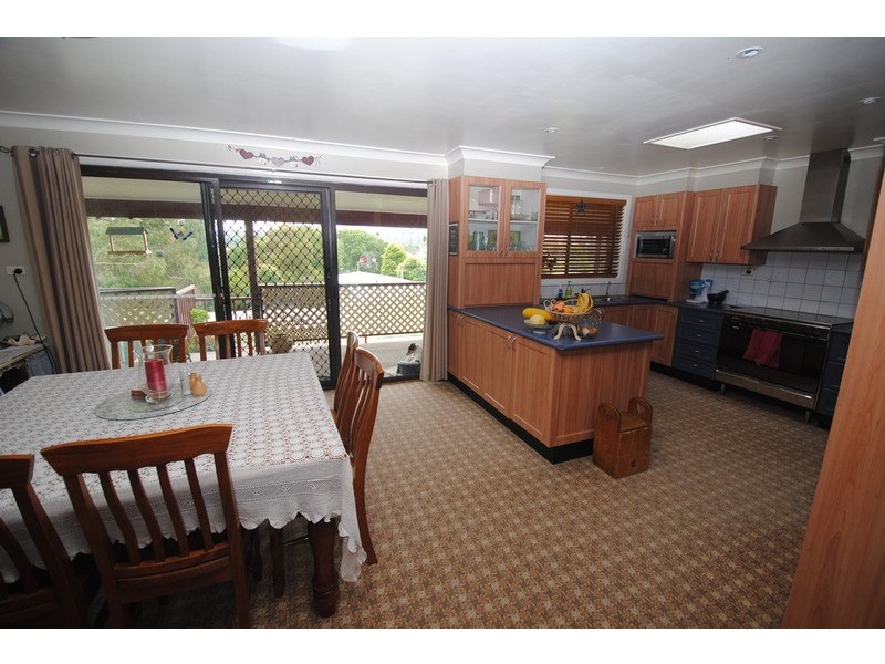 6 Burton  Street, Portland NSW 2847