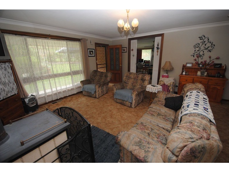 6 Burton  Street, Portland NSW 2847