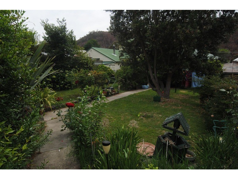 142 Macauley Street, Lithgow NSW 2790