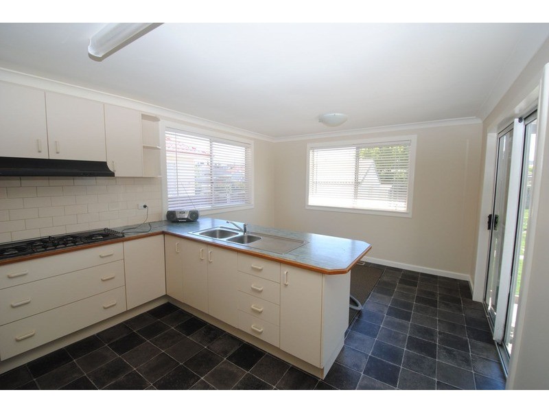 66 Rifle Parade, Lithgow NSW 2790