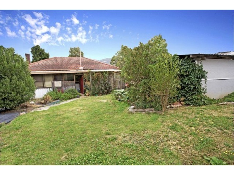 60 Landa Street, Lithgow NSW 2790