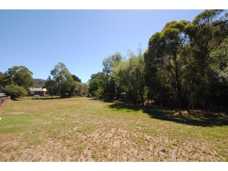 27 Macauley  Street, Lithgow NSW 2790