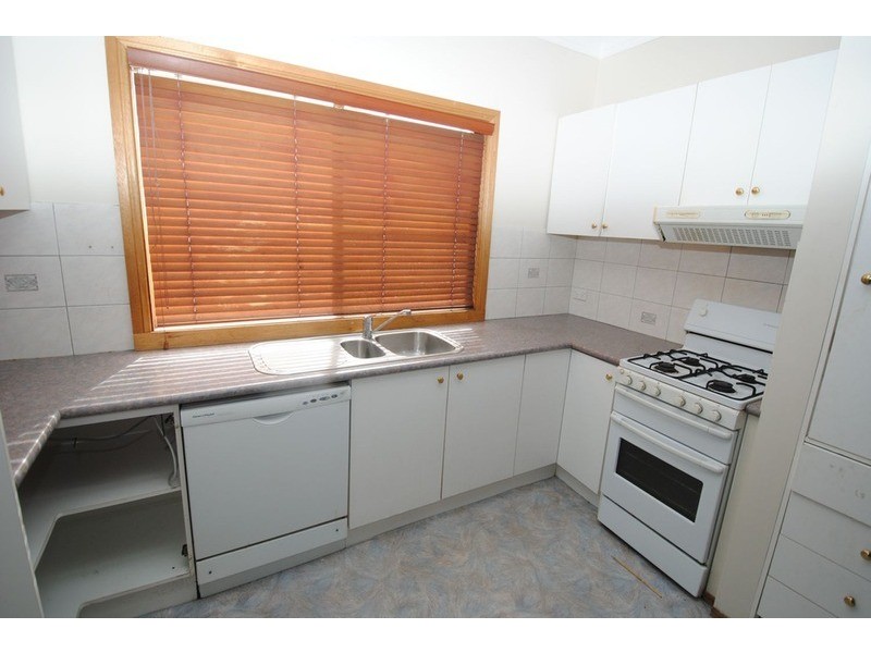 77 Rifle Parade, Lithgow NSW 2790