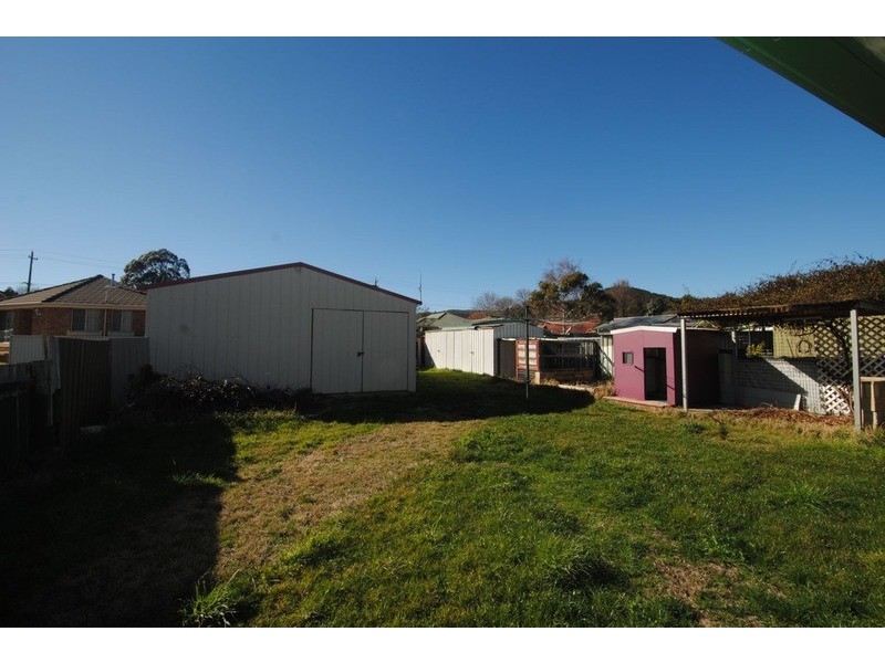 77 Rifle Parade, Lithgow NSW 2790