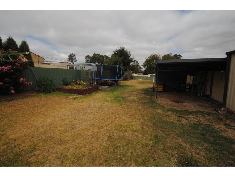 15 Commens  Street, Wallerawang NSW 2845