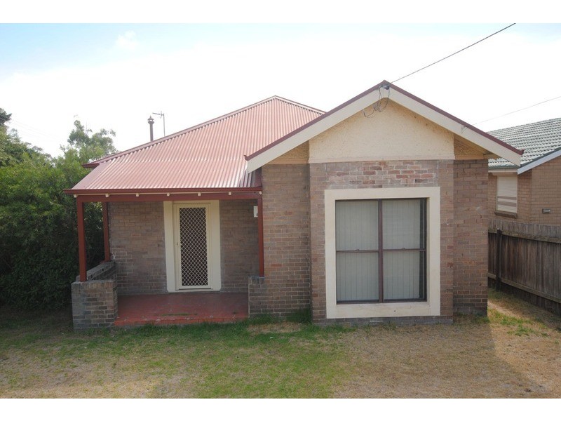 4 Hassan Street, Lithgow NSW 2790