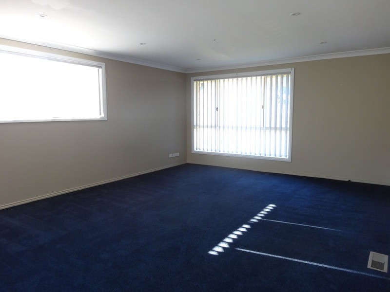 13 Chivers Close, Lithgow NSW 2790