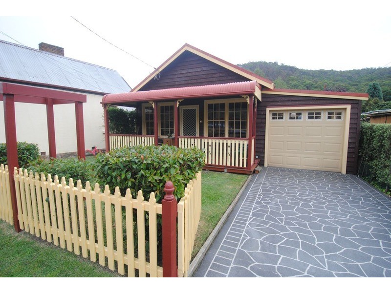 88 Bells Road, Lithgow NSW 2790